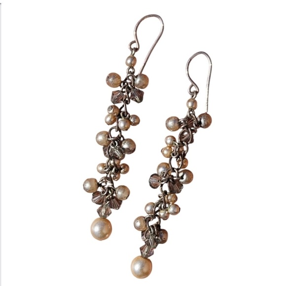 Faux Silver Pearls Dangle Earrings - Picture 6 of 7